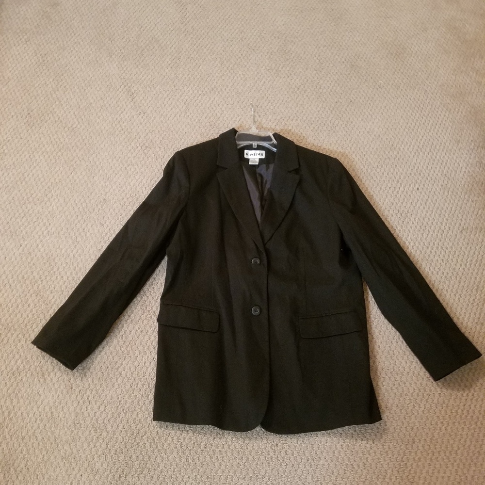 Top - Picture 2 of 3